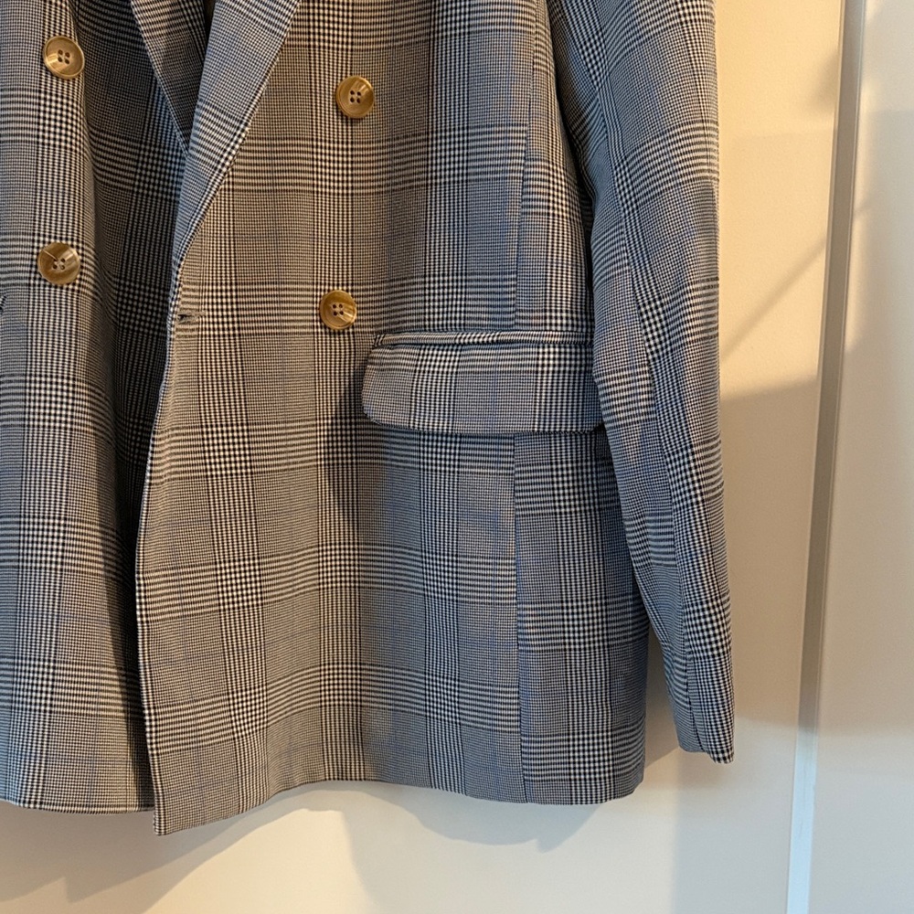Know One Cares Grey Plaid Oversized Blazer Double Breasted - Size Small - Picture 7 of 7